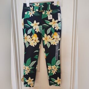 NWT Old Navy Blue Floral Pixie Pants - size 0